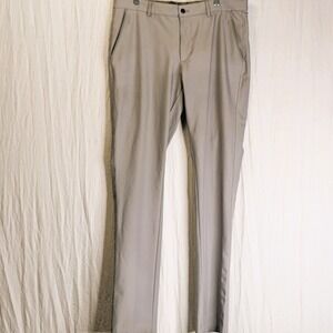 Greg Norman Mens Gray Performance Golf Pants 34x34 Classic Breathable
